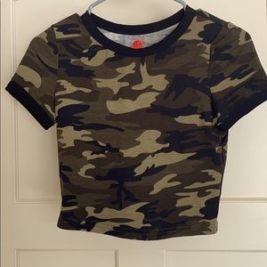 New Camo crop t-shirt